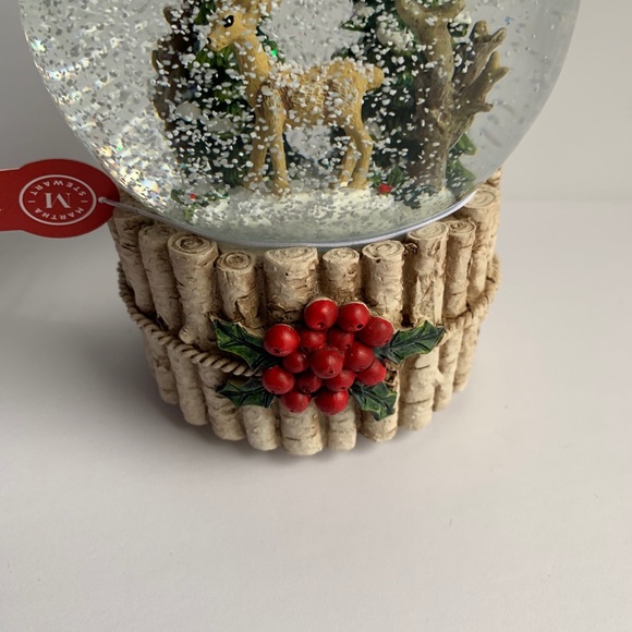 Martha Stewart Christmas SnowGlobe Musical Globe